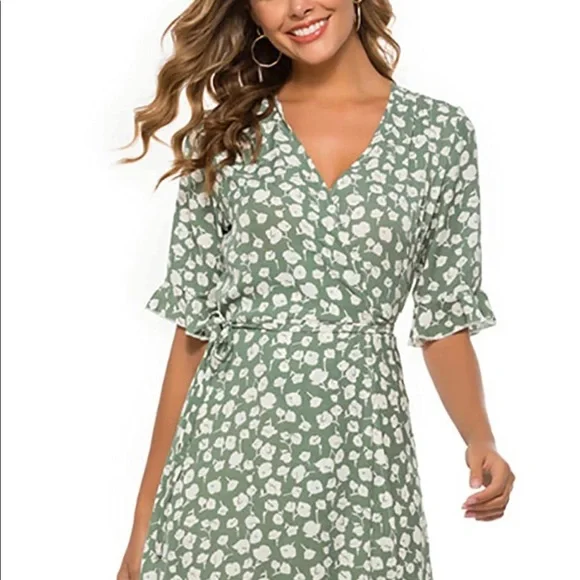 Short sleeve V-neck wrap skirt dress A line flowy - Picture 3 of 5